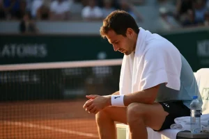 Ментальная подготовка теннисиста: как работать с эмоциями во время матча